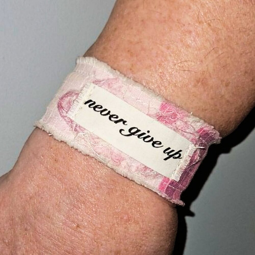 Never Give Up Bracelet Cuff Pink Camo Inspirational Jewelry Stretch Wrist Band